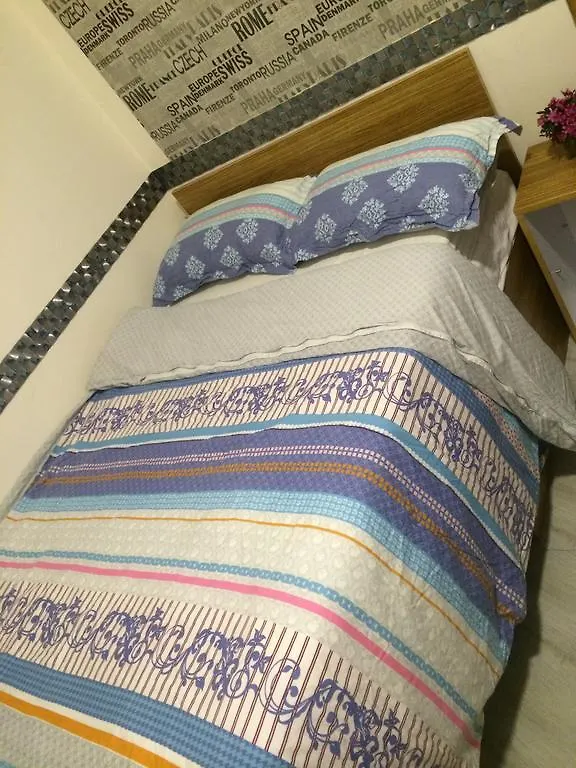 קוולון Ho Me Hotel 0*,