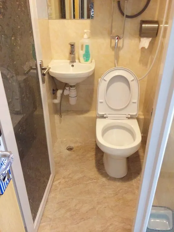 קוולון Ho Me Hotel 0*,  סין