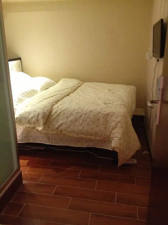 招待所 Ho Me Hotel 九龙